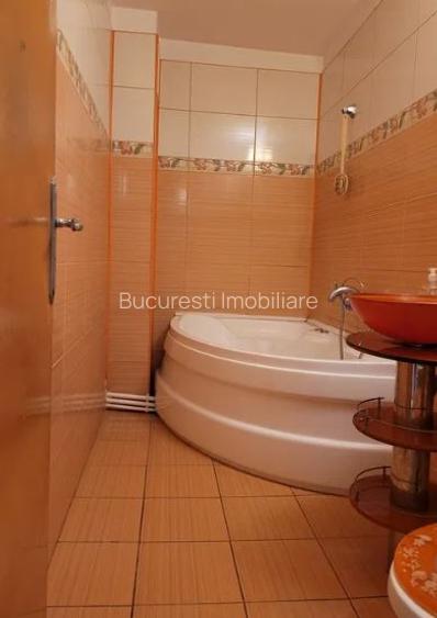 13 Septembrie,Parc Sebastian,BL.1988 REABILITAT,CENTRALA et.5/8,DECOMANDAT,2 bai - 3