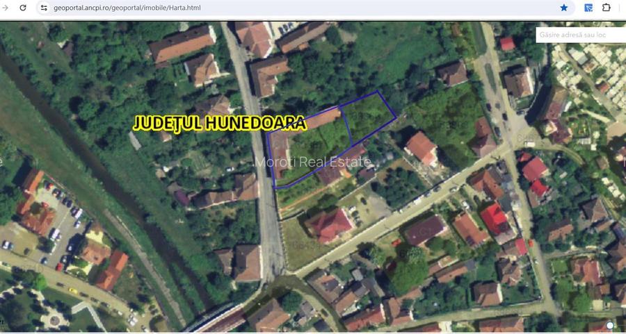 Casa, anexe si teren amplasate central in municipiul Brad - 8