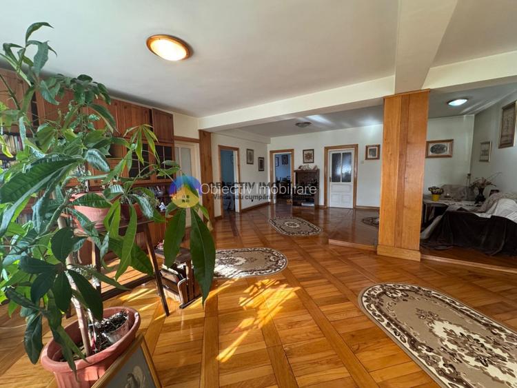 Vila + teren de vanzare cu priveliste panoramica – vis a vis de statuia Ursulet - 13