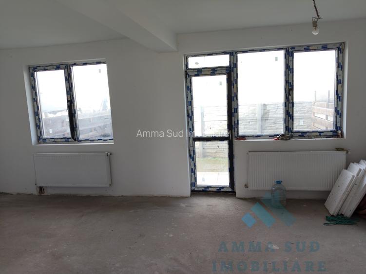 Vila P + 1 + M - 5 camere - 140 mp utili - Sos. Oltenitei DN 4 / A0 - 7