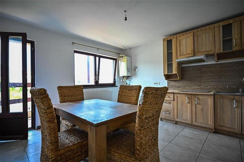 Casa cu 4 apartamente independente: Oportunitate Rezidential/ Investitionala in - 6