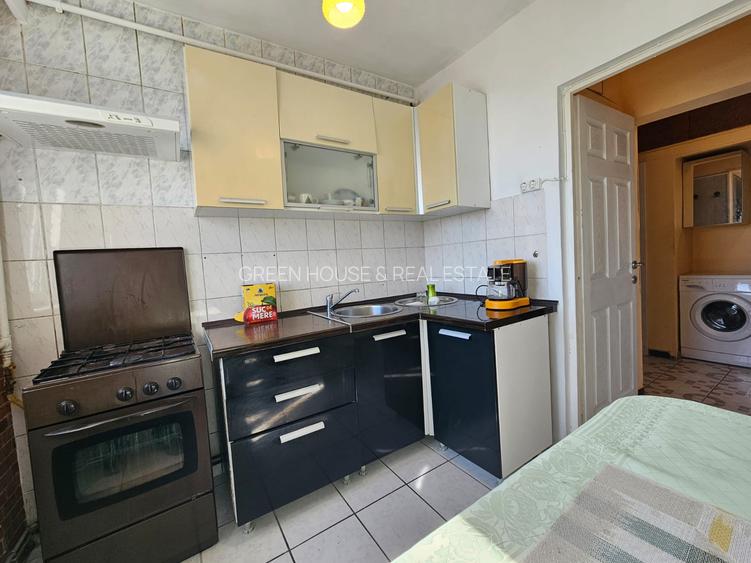 Apartament 2 camere,decomandat. - 9