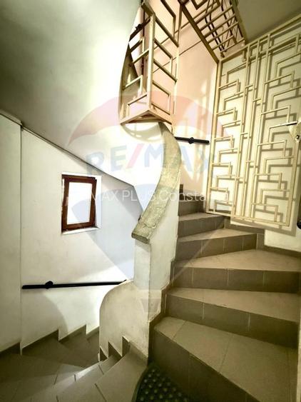 Casă / Vilă cu 5 camere de vânzare pe Bulevardul Ferdinand Constanta - 9