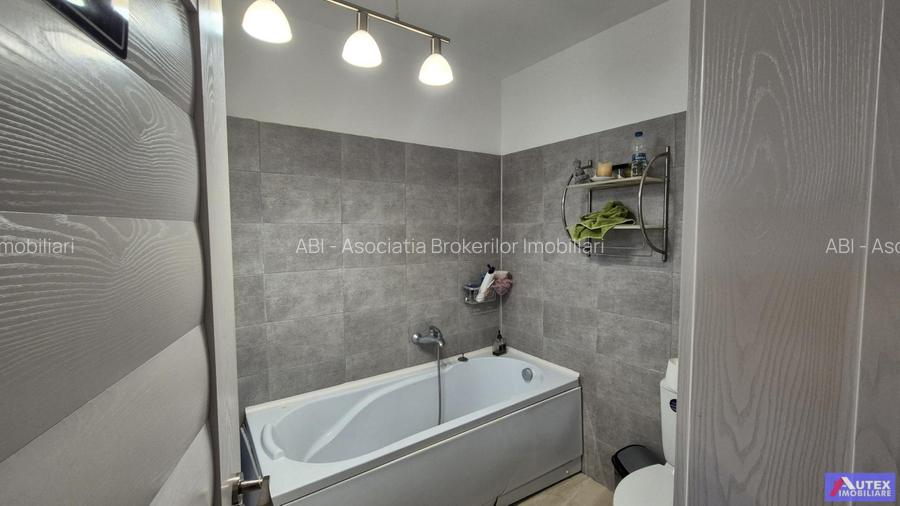 Casa Central Magurele pe Parter - 4 camere, 4 bai si teren de 580 mp - 18