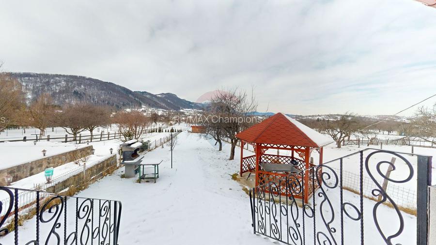 Casă de vacanță/Pensiune | Bran | 728 mp curte - 26