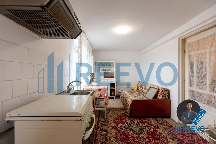 Casă de vânzare Buhuși, Str. Orbic - 14