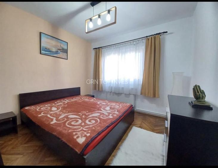 Apartament 3 camere cu balcon zona Parcul Sub Arini - 3