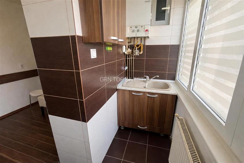 Apartament 3 camere decomandat cu 2 balcoane Bld Mihai Viteazu - 17