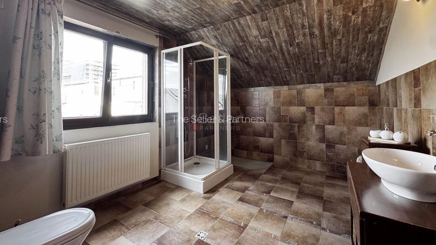 Proprietate cu suprafata generoasa | Zona AFI - 22