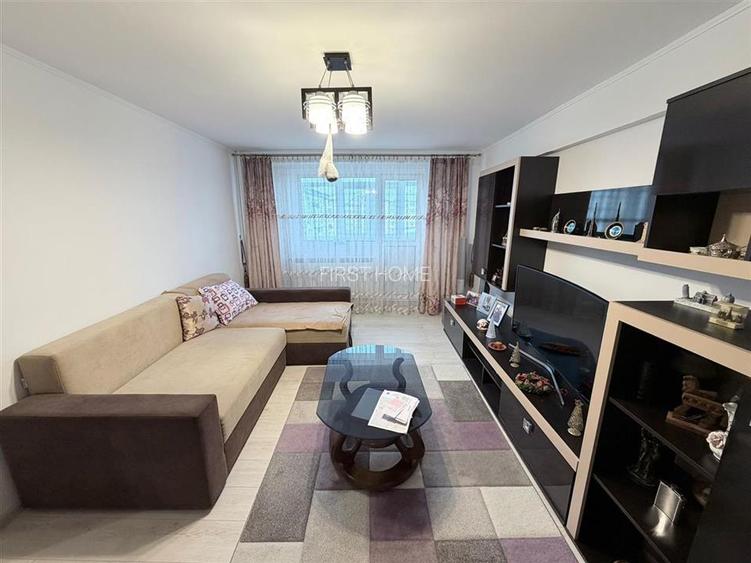 Apartament 3 camere, etaj 7/8, zona ultracentrala, 72mp, mobilat partial - 2