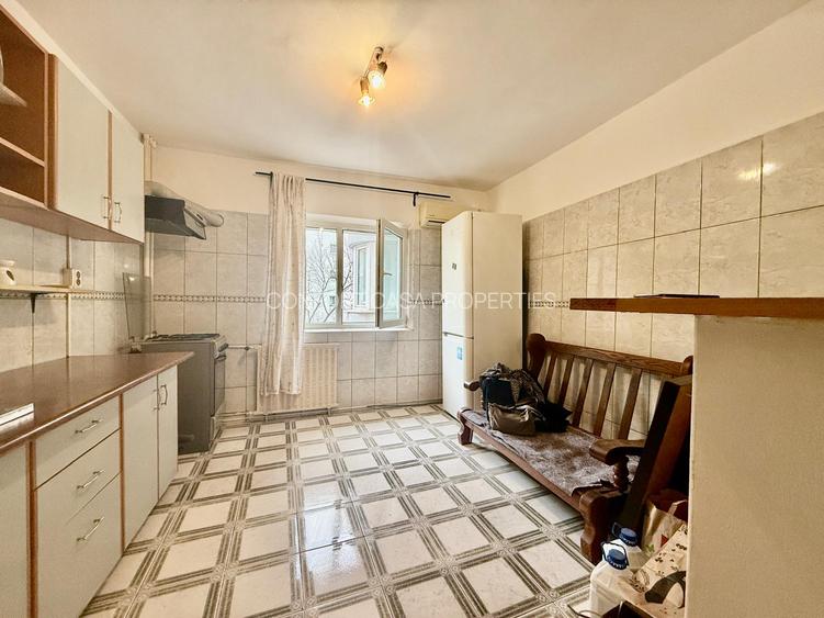 Nerva Traian, Octavian Goga, Mall Vitan - 8