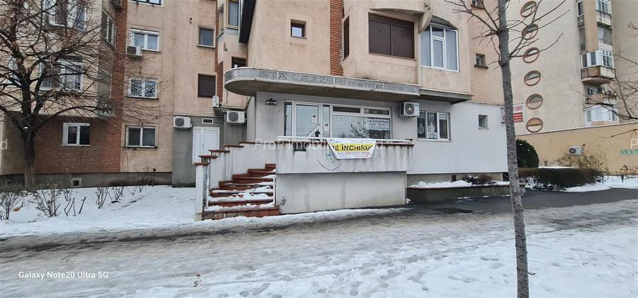 Spatiu UTA la Principala- C.A.Vlaicu terasa proprie in fata - 15