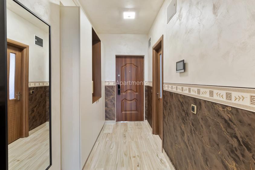 Complex RIF, Apartmente de inchiriat zona Mall Coresi, 2 camere cu 2 bai, 93 mp - 12