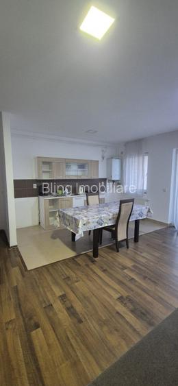 Apartament de 3 camere, garaj, balcon zona Terra - 6