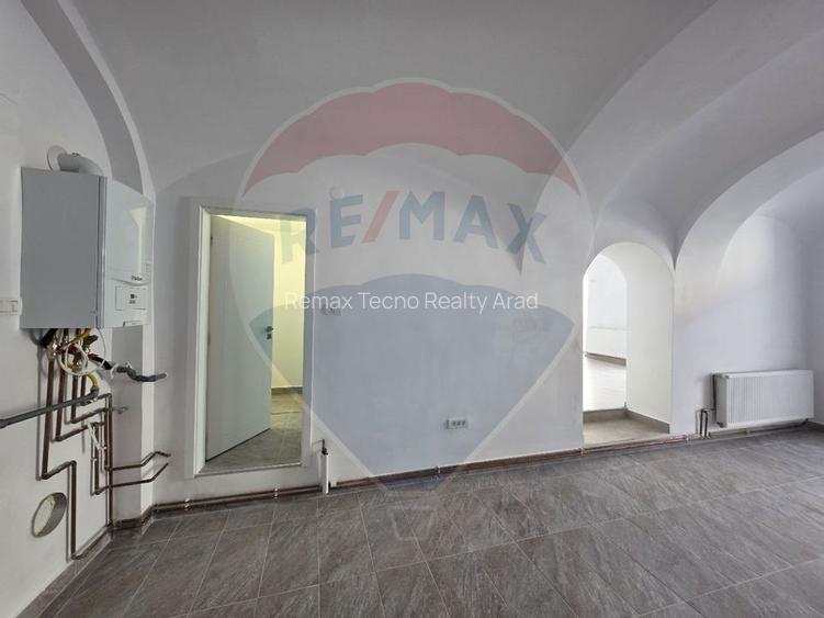 Spațiu comercial Piata Avram Iancu trafic pietonal - 5