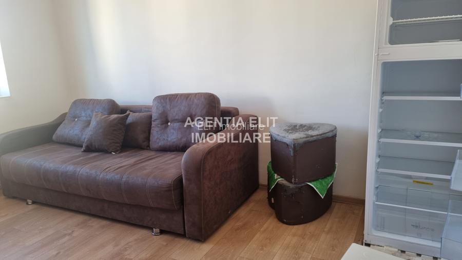 Garsoniera, zona Parcului Tineretului - 5