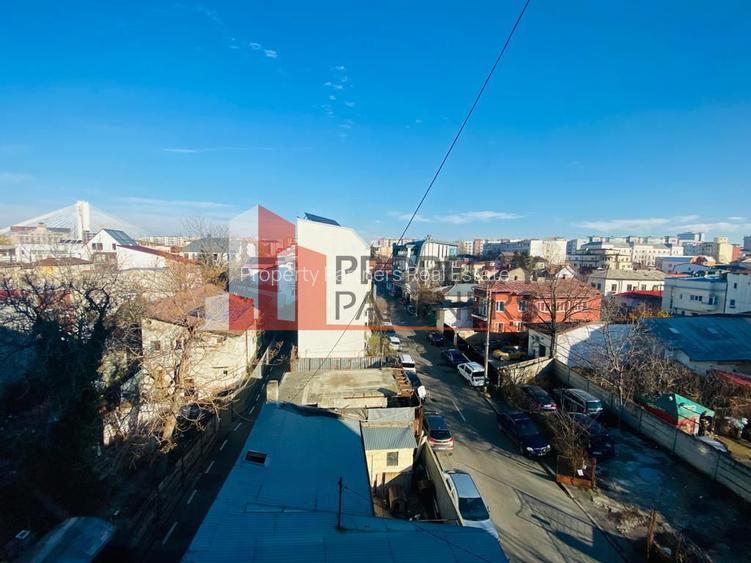 215 mp pozitie centrala Calea Plevnei - 26