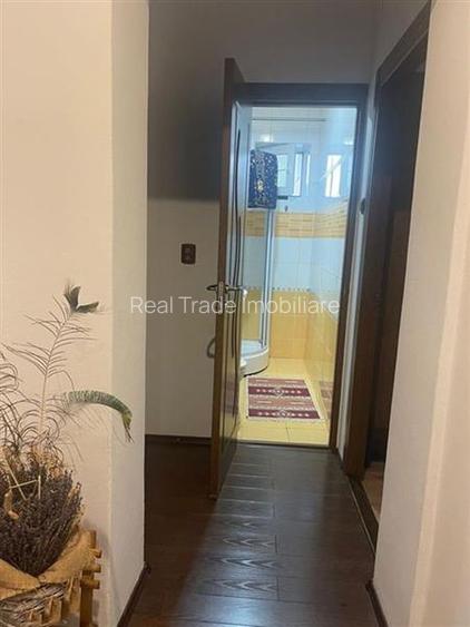 Apartament 3 camere decomandat etajul 1 Astra Carpatilor - 8