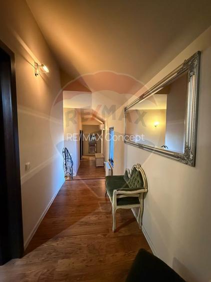 Casă / Vilă de închiriat în Gruia - 11