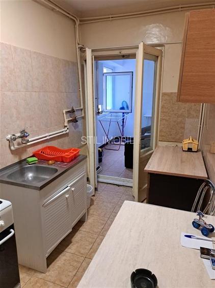 Apartament 2 camere decomandat CENTRU, mobilat complet- 479 EUR - 11