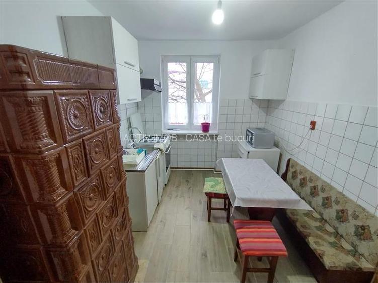 Oravita, Chirie, 3 Cam, Et. 1, Garaj Inclus, Zona Garii - 10