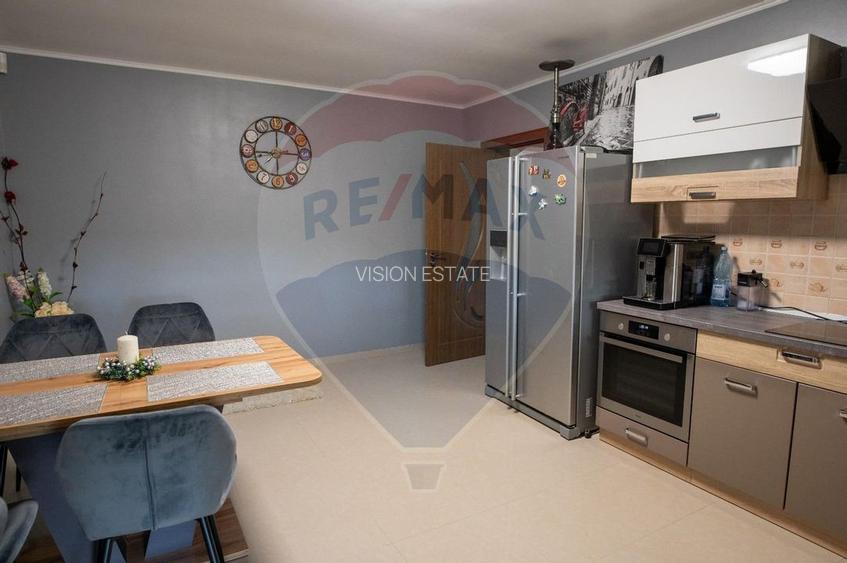 Casă / Vilă cu 5 camere de vânzare - 10