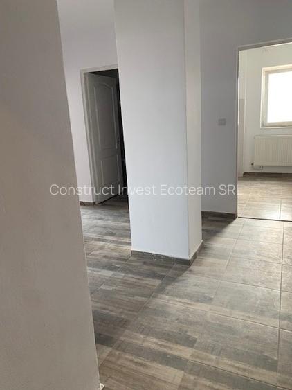 Apartament 2 camere Miroslava, 100 ml de statia de autobuz, str C-tin Langa 40 - 21
