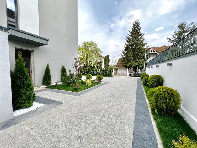 Casa noua de vanzare lacul Baneasa, la cheie, finsaje la alegere! - 2