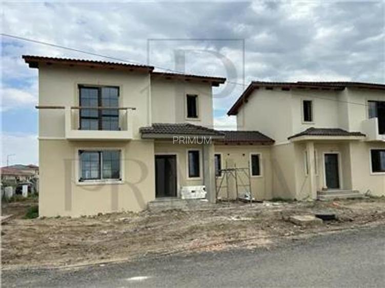 Duplex despartit prin camera tehnica - 2 dormitoare - 2 bai - zona foarte buna ! - 2