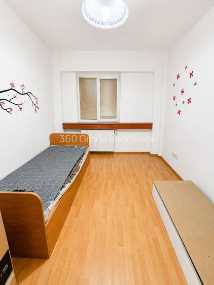 5 camere Cal. Martirilor Comision 0 - 110.000 Euro - 3