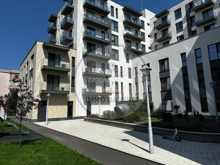 Locație de TOP!  Spațiu comercial 194 mp în Bloc Nou - 7