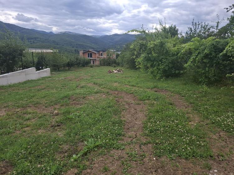 Teren intravilan-constructii în Cisnădioara - Apfel House – 940 mp