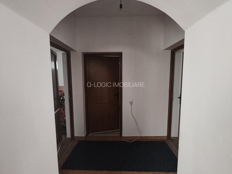 Casa 4 camere libera la vanzare GHIMBAV - zona Garii - 11