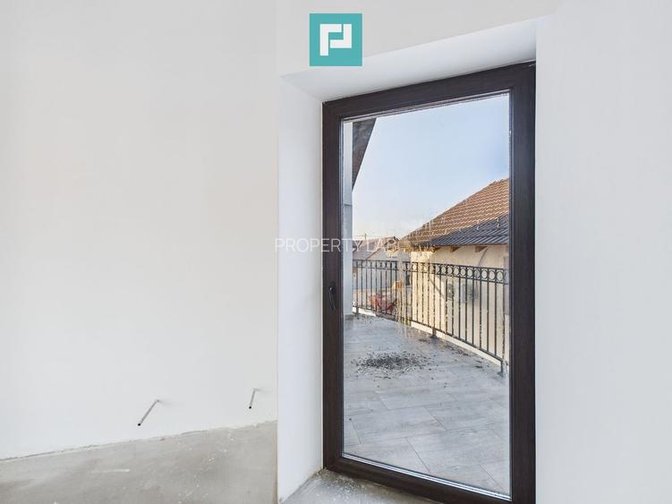 Casa cu 5 camere in Livada - 32