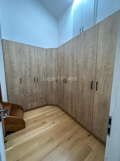 Penthouse 3 camere - 2 bai - dressing - 94 mp - Calea Cisnadiei - 13