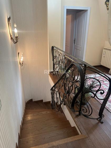 VILA CU IZ PROVENSAL  CU TEREN GENEROS SI PISCINA EXTERIOARA INCALZITA - 37