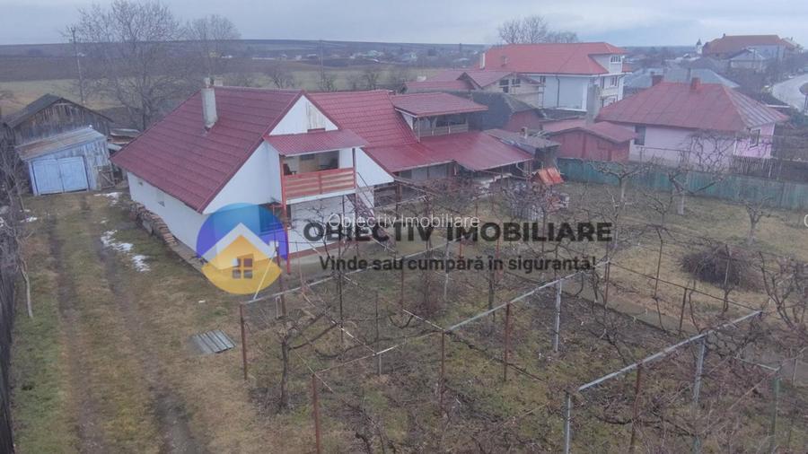 Casa + teren 5.200 mp – Girov - 5