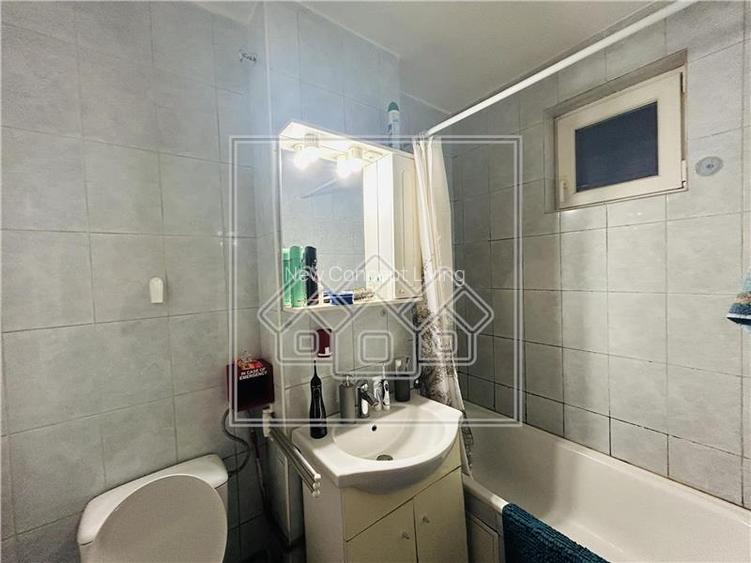 Apartament de vanzare in Sibiu - 3 camere, balcon si pivnita - - 6