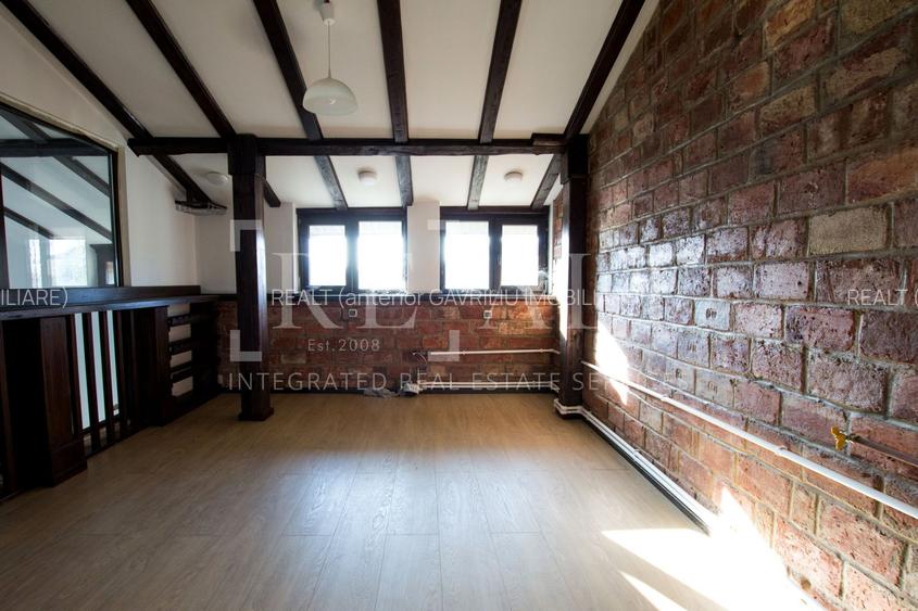 Inchiriere casa, vila 7 camere | Individuala, Renovata, Curte | Campul Pipera - 30