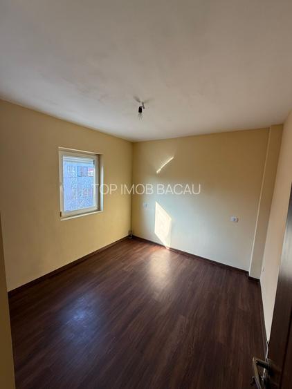 Garsoniera 40mu cu balcon Bistrita Lac - 5