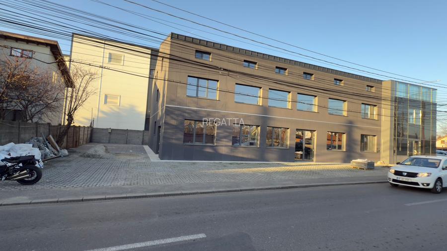 Spatiu comercial format din birouri si zona de productie/depozit - 4