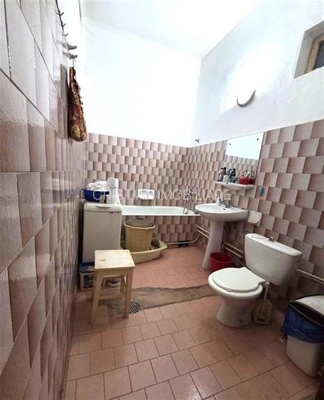 CASA Caramida 4 camere zona Centrala  Liceul Balcescu  Teren - 218 mp - 4