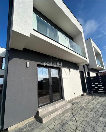 Sacalaz- dormitor la parter- despartit prin camera tehnica- finisaje premium- zo - 10