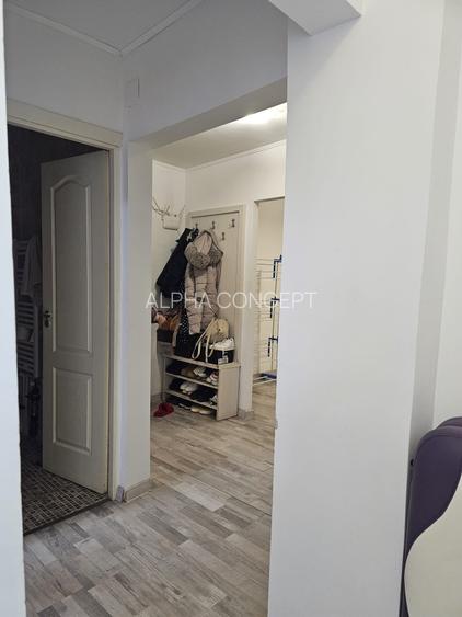 3 CAMERE - INEL I - 5