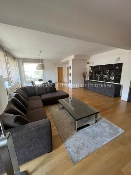 Inchirieri Apartamente 4 camere NORD CARTIERUL FRANCEZ - 3