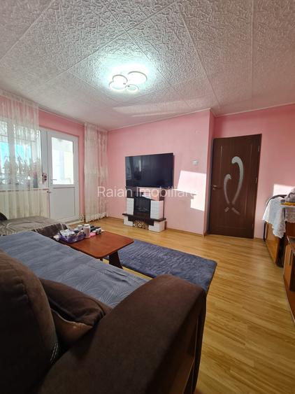 Vanzare apartament 4 camere dec, in Galati, Micro 39A, sup.91mp, mobilat - 2