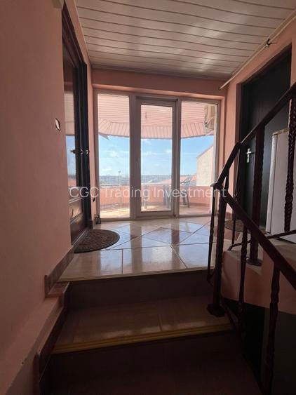 Garsoniera mobilata ,utilata cu terasa - 7