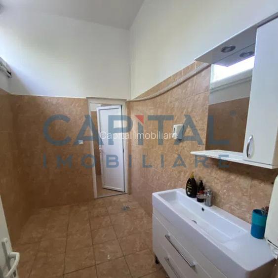 Spatiu de inchiriat, 250mp, parter, Piata 1 Mai, Comision 0% - 5