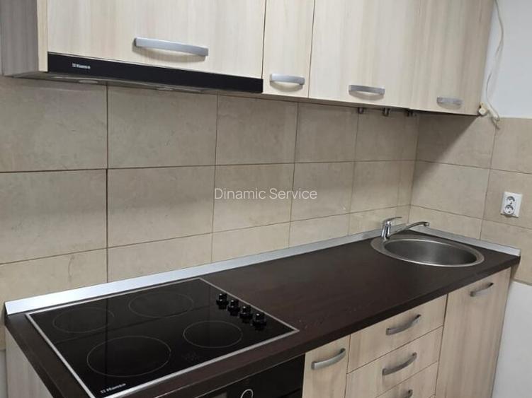 VITAN MALL, decomandata, spatioasa, 40mp-380 euro - 3