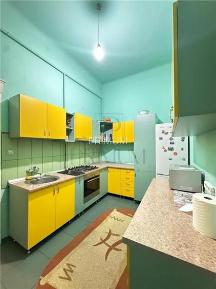 Medicina - 2 Camere - Cladire istorica - Etaj 1 - Decomandat - Centrala termica - 3